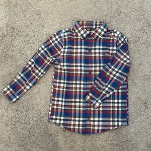 NWOT boys Vineyard Vines button down whale shirt. Size 4T